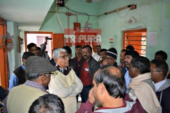 ‘Ask money from us, if you don’t have, but do not Rob’, CPI-M tells BJP after Narshingrah party office cash-box looted ‘Ask money from us, if you don’t have, but do not Rob’, CPI-M tells BJP after Narshingrah party office cash-box looted